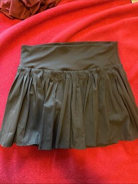 Black Pleated Pickleball/Tennis Skirt - Women